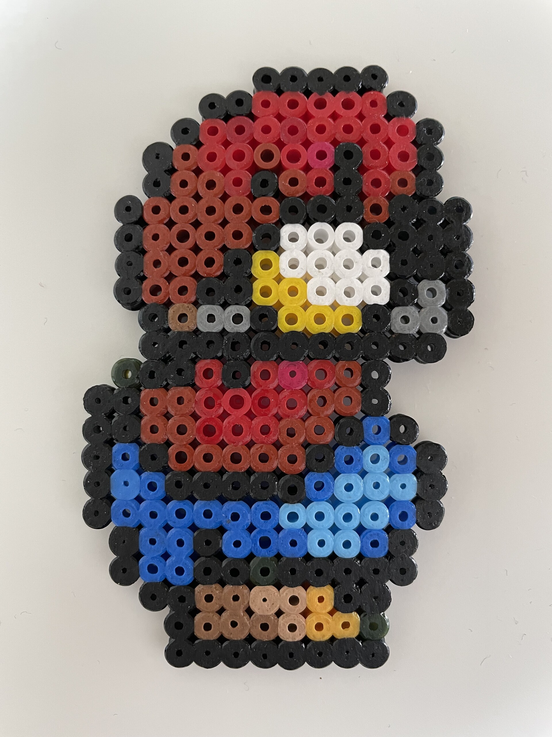 Mario – crouching – fuse bead design 037